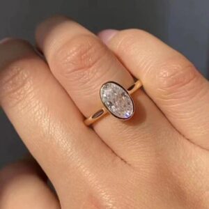 Moissanite Oval Cut Crystal Engagement Rings for Women 18k Gold Wedding Ring